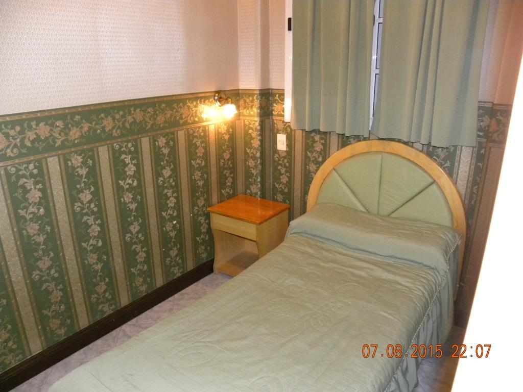 Hotel Central Cordoba Буенос Айрес Стая снимка