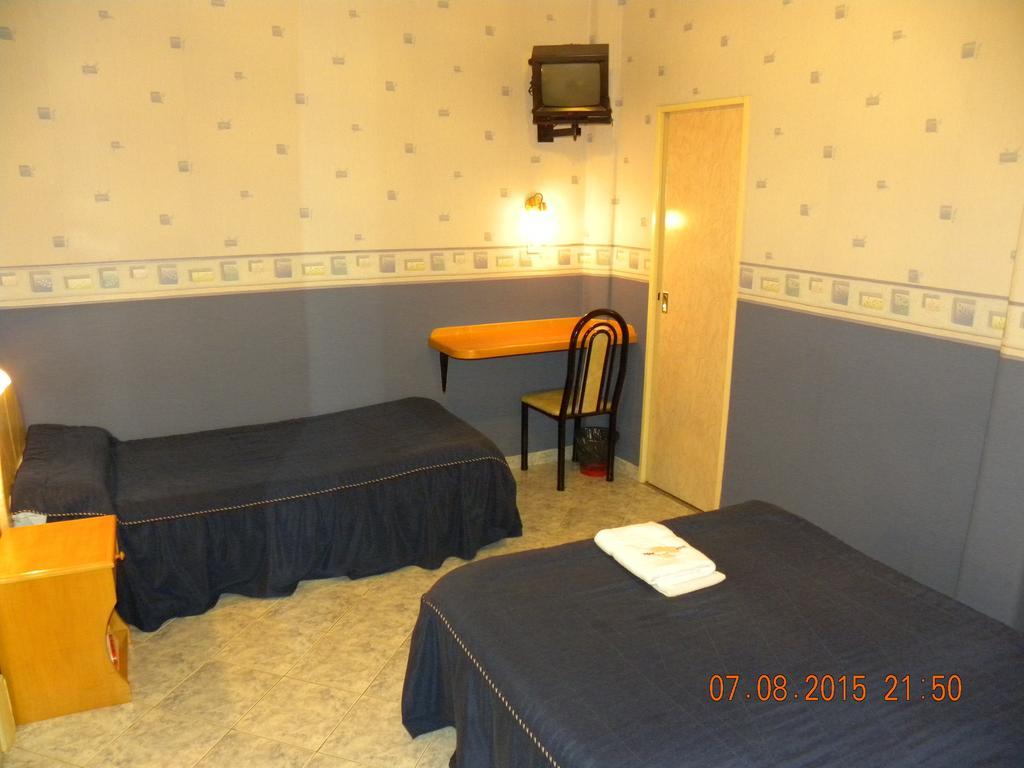 Hotel Central Cordoba Буенос Айрес Стая снимка
